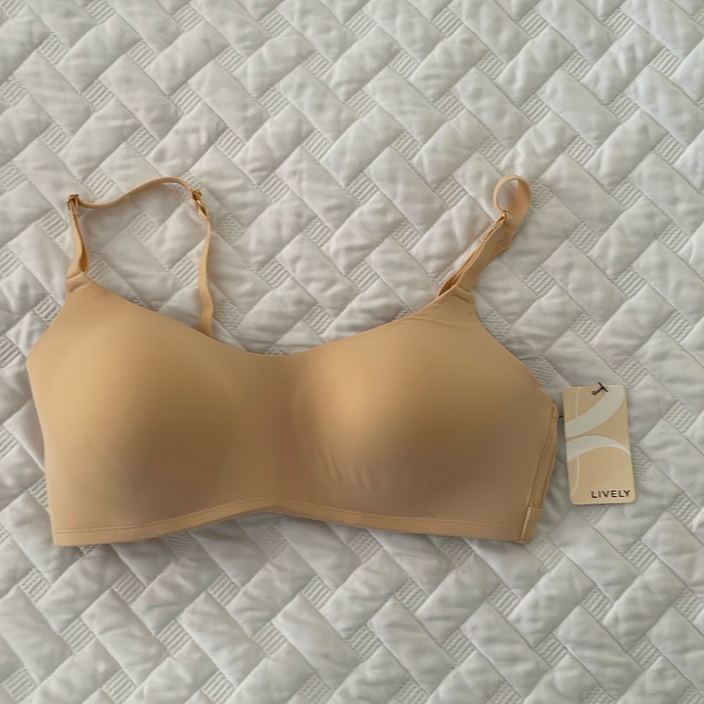 Lively wireless bra 36C New with tags